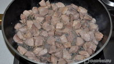 тушеная свинина с острым соусом