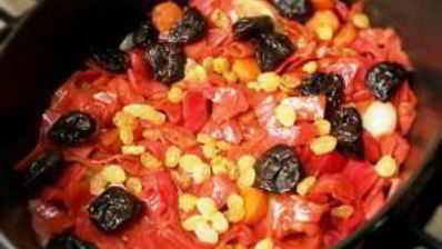 утка по-деревенски с квашеной капустой