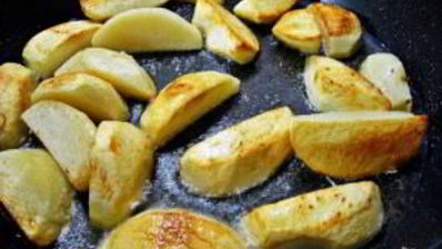 баклажаны в казане с курицей