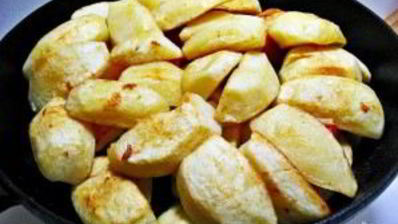 баклажаны в казане с курицей