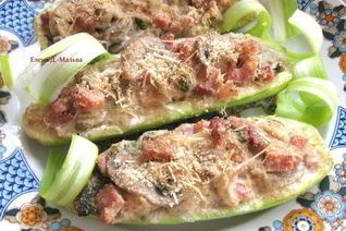 Кабачки, фаршированные грибами