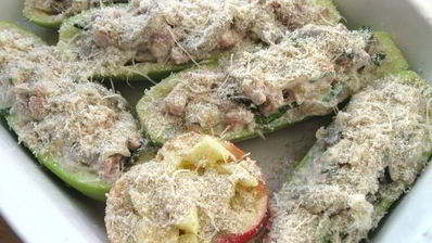 кабачки, фаршированные грибами