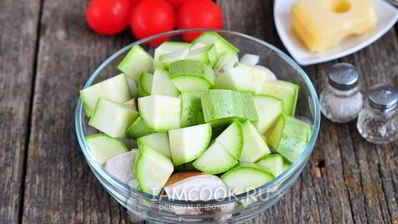 кабачки с грибами, запеченные в духовке