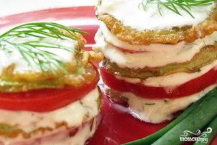 Кабачки в кляре с помидорами