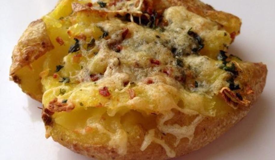 Рецепт картофеля прессованного, запеченные в духовке