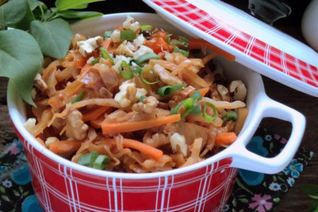 Тушеная капуста с грецкими орехами