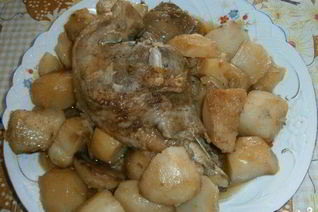 Тушеная картошка с индейкой в мультиварке