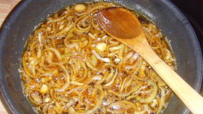 тушеная краснокочанная капуста