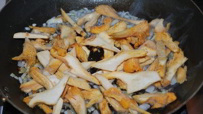 запеченные цукини с лисичками и фетой