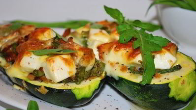 запеченные цукини с лисичками и фетой