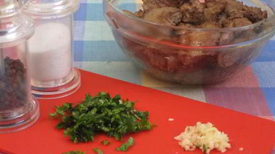 куриная печень со сливочно-горчичным соусом