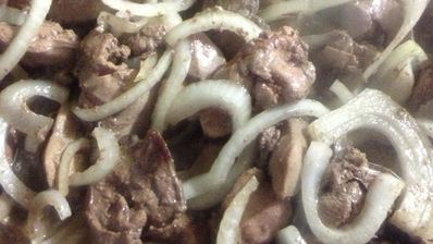 куриная печень в соусе морней