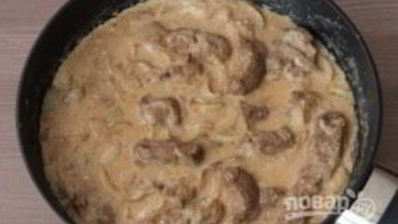 печень баранья в сметане