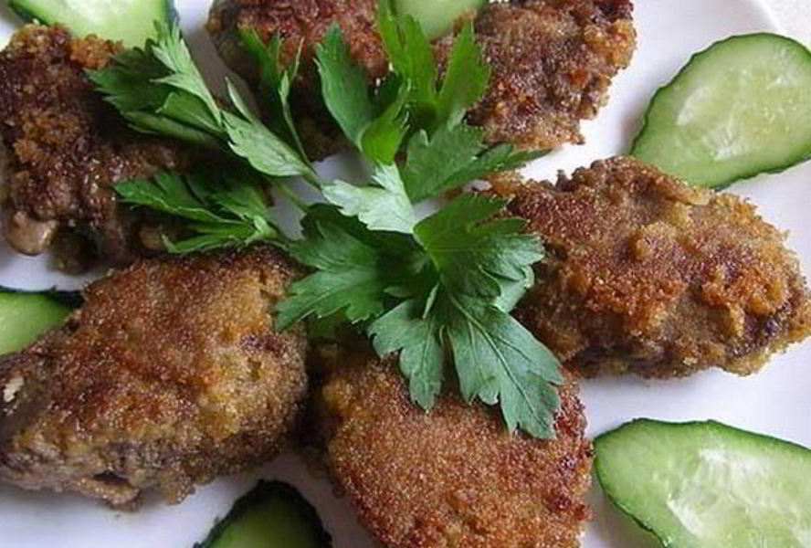 Печень индейки в вине и сухарях