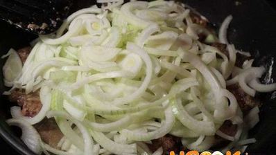 печень куриная жареная с луком