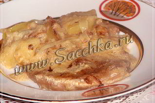 Печень с яблоками