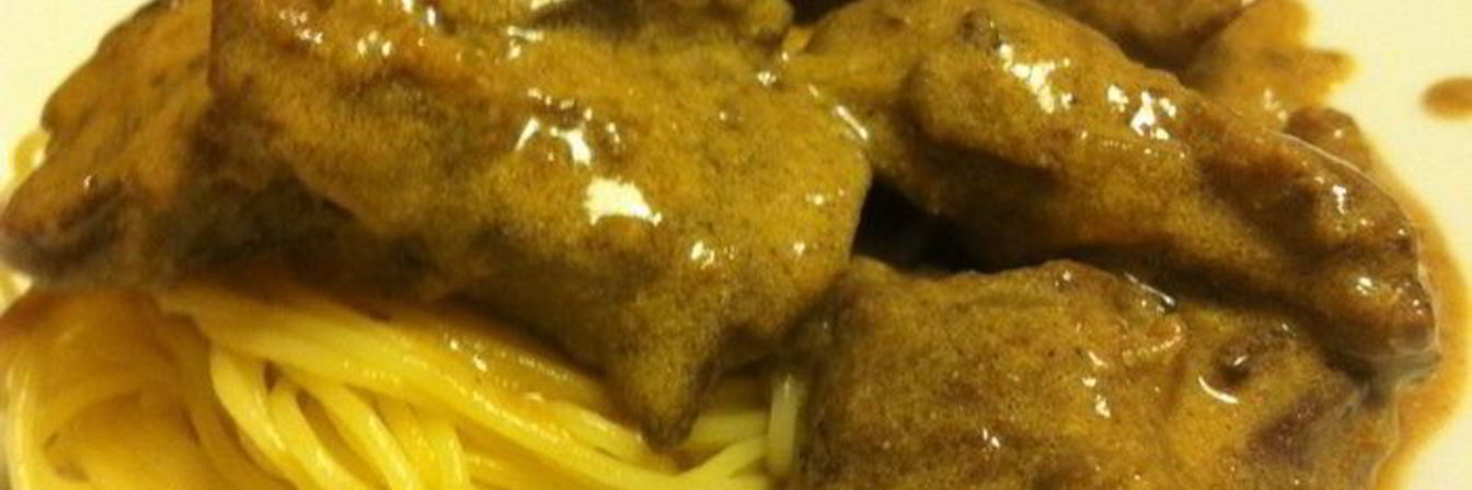 Печень ягненка в сметане