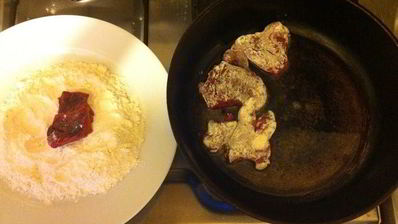 печень ягненка в сметане