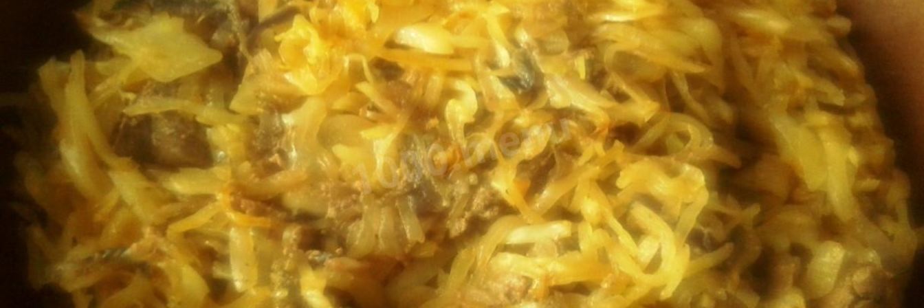 Жареная капуста с куриной печенью