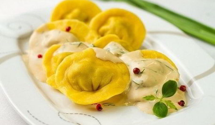 Рецепт домашних пельменей с мясом и сыром