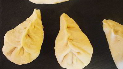 рыбные пельмени елочки