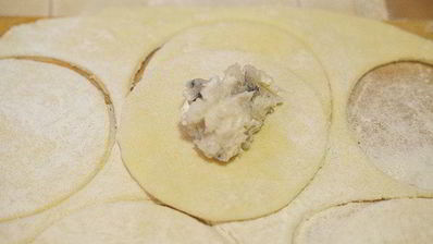 рыбные пельмени елочки