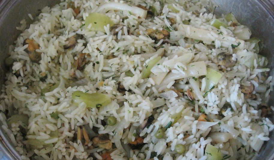 Рецепт паэльи с морепродуктами и горошком