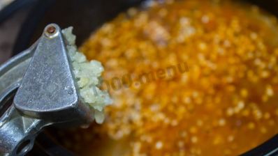 плов из перловки в мультиварке с мясом