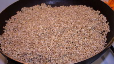 плов из перловки в мультиварке с мясом