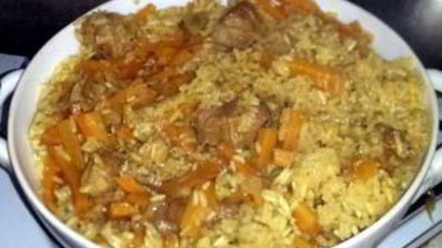 плов из свинины в утятнице