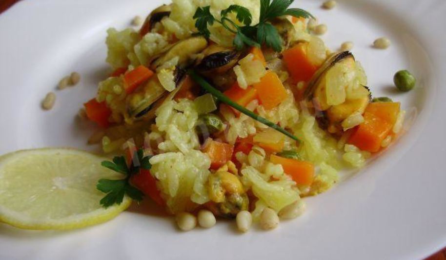 Рецепт плова с морепродуктами мидиями