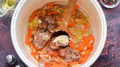 плов с тушенкой в мультиварке