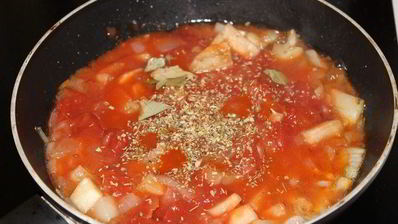 фрикасе из курицы в томате