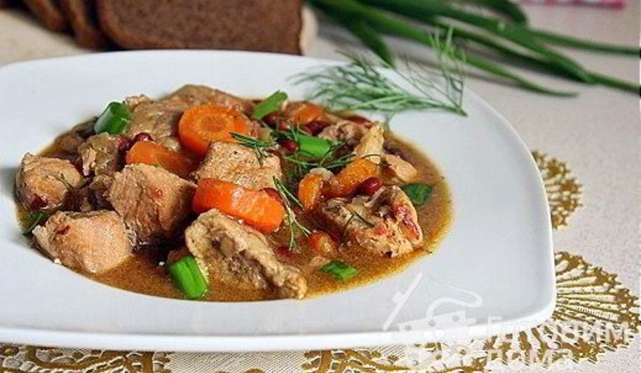 Рецепт мясного рагу с фасолью