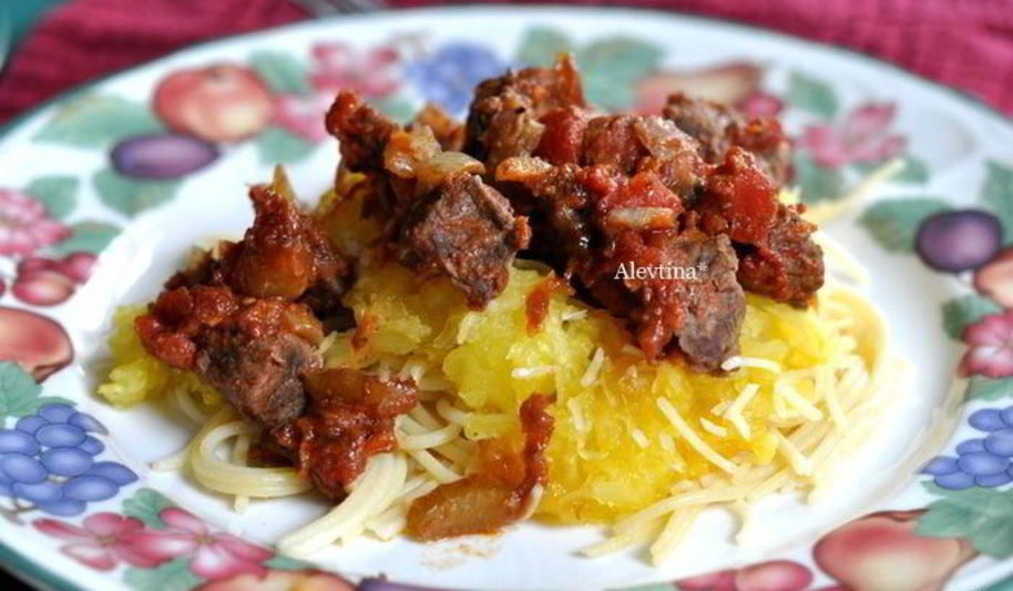 Рецепт мясного рагу с тыквой спагетти