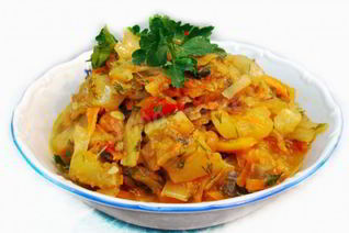 Овощное рагу кабачки с капустой и шампиньонами