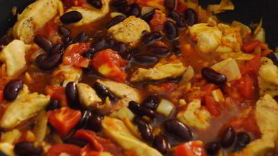 рагу из курицы с фасолью