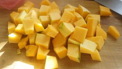 рагу со свининой и тыквой в горшочках