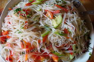 Рисовая лапша с овощами