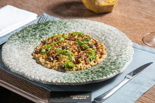 Ризотто с белыми грибами и трюфельной пастой