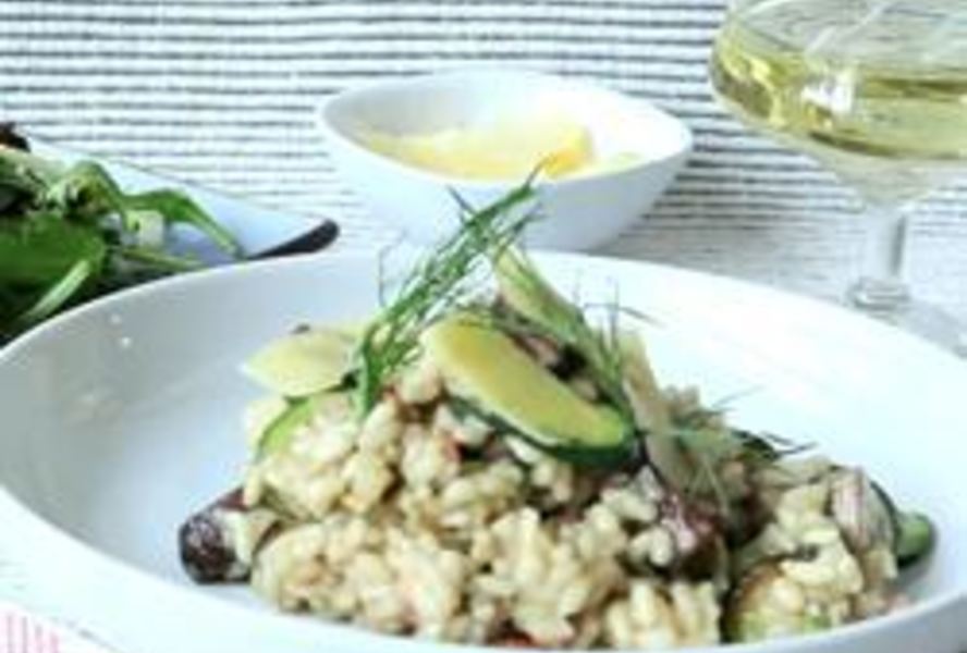 Ризотто с грибами, цукини и беконом