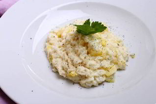 Ризотто с курицей и ананасом