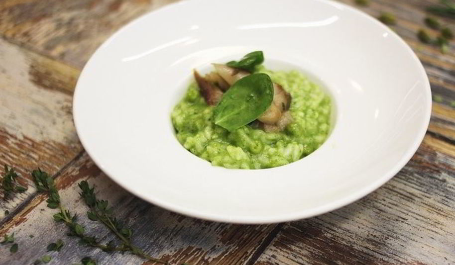 Рецепт зеленого ризотто со скумбрией