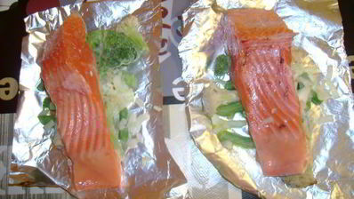 форель с овощами, запеченная в фольге