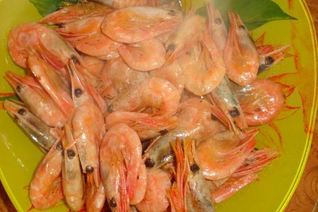 Креветки с чесноком