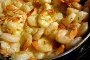 Креветки в сливочно-чесночным соусе