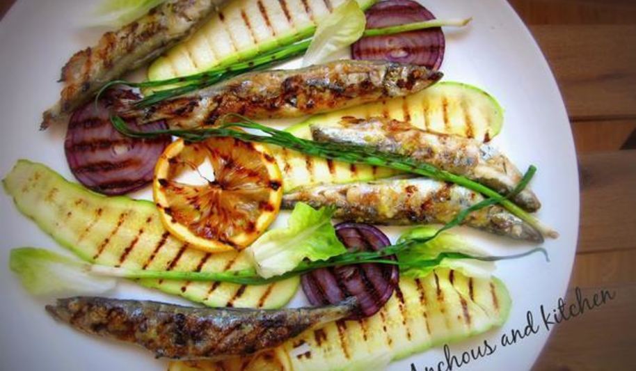 Рецепт мойвы-гриля с ароматом чеснока и лимона