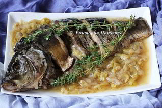 Рождественский карп в пиве