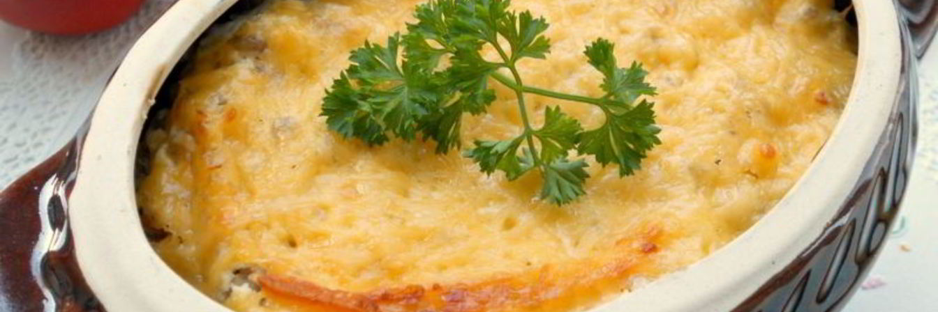 Рыба с гречневой крупой в горшочке