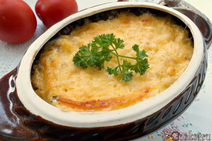 Рыба с гречневой крупой в горшочке